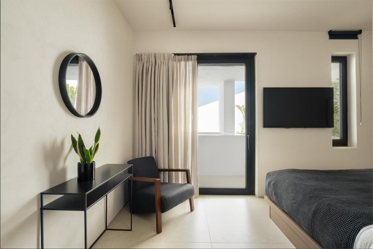 Cubic Mykonos Seafront Design Suites Ornos  Exterior photo